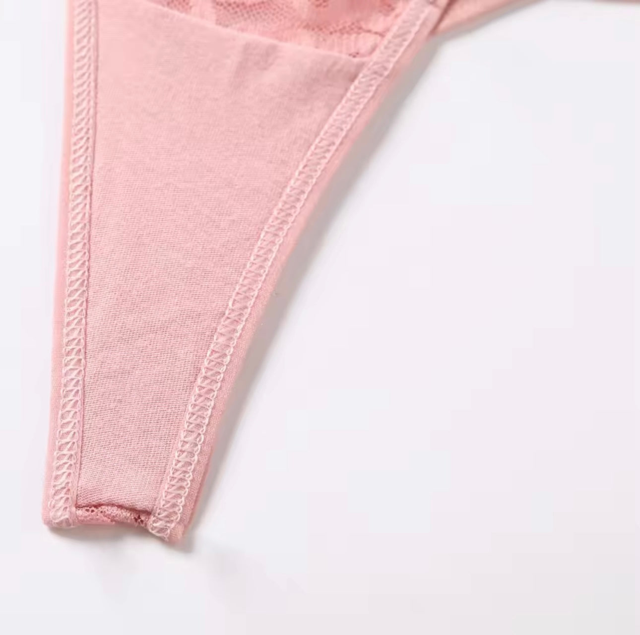 Tanga de Encaje “String”